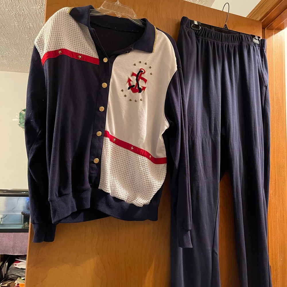 Navy , Red, White Women's Top and Pants. Size L - Picture 3 of 5
